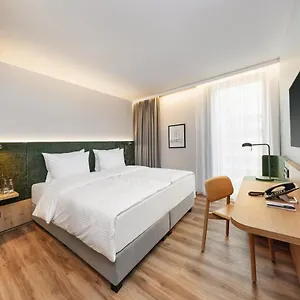 H+ Frankfurt 4*, Eschborn Almanya