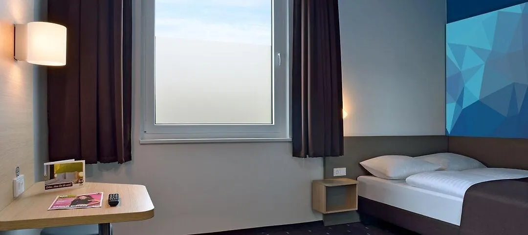 B&B Hotel Stuttgart-Neckarhafen 3*, Στουτγκάρδη Γερμανία