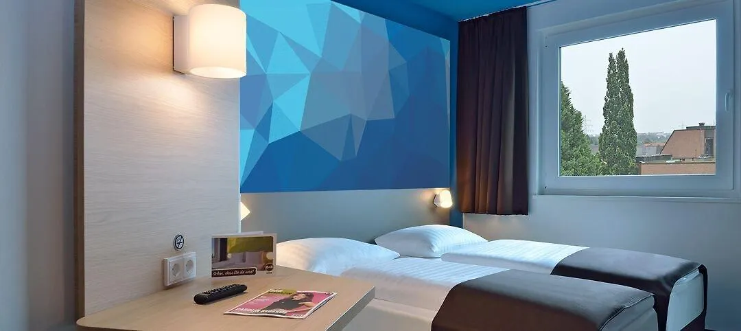 B&B Hotel Stuttgart-Neckarhafen
