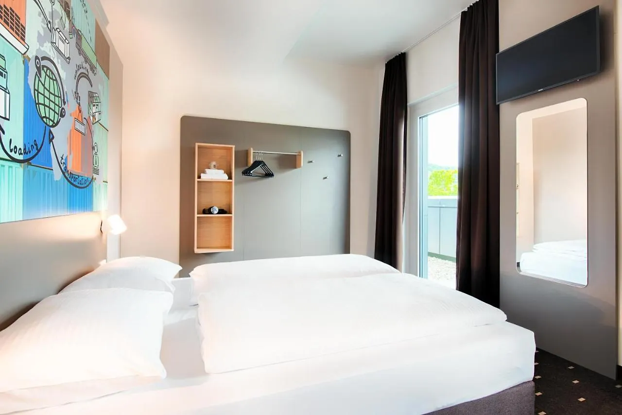 ***  B&B Hotel Stuttgart-Neckarhafen Γερμανία