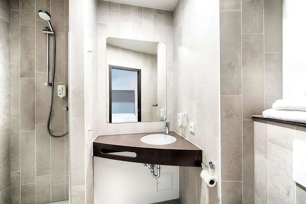 B&B Hotel Stuttgart-Neckarhafen  Στουτγκάρδη